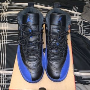 Retro 12 Black game royal